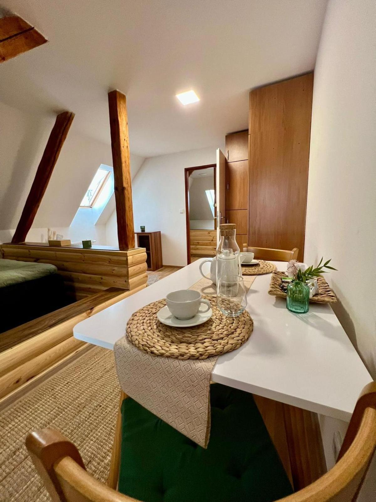U Lupka - Ostrava Appartement Buitenkant foto