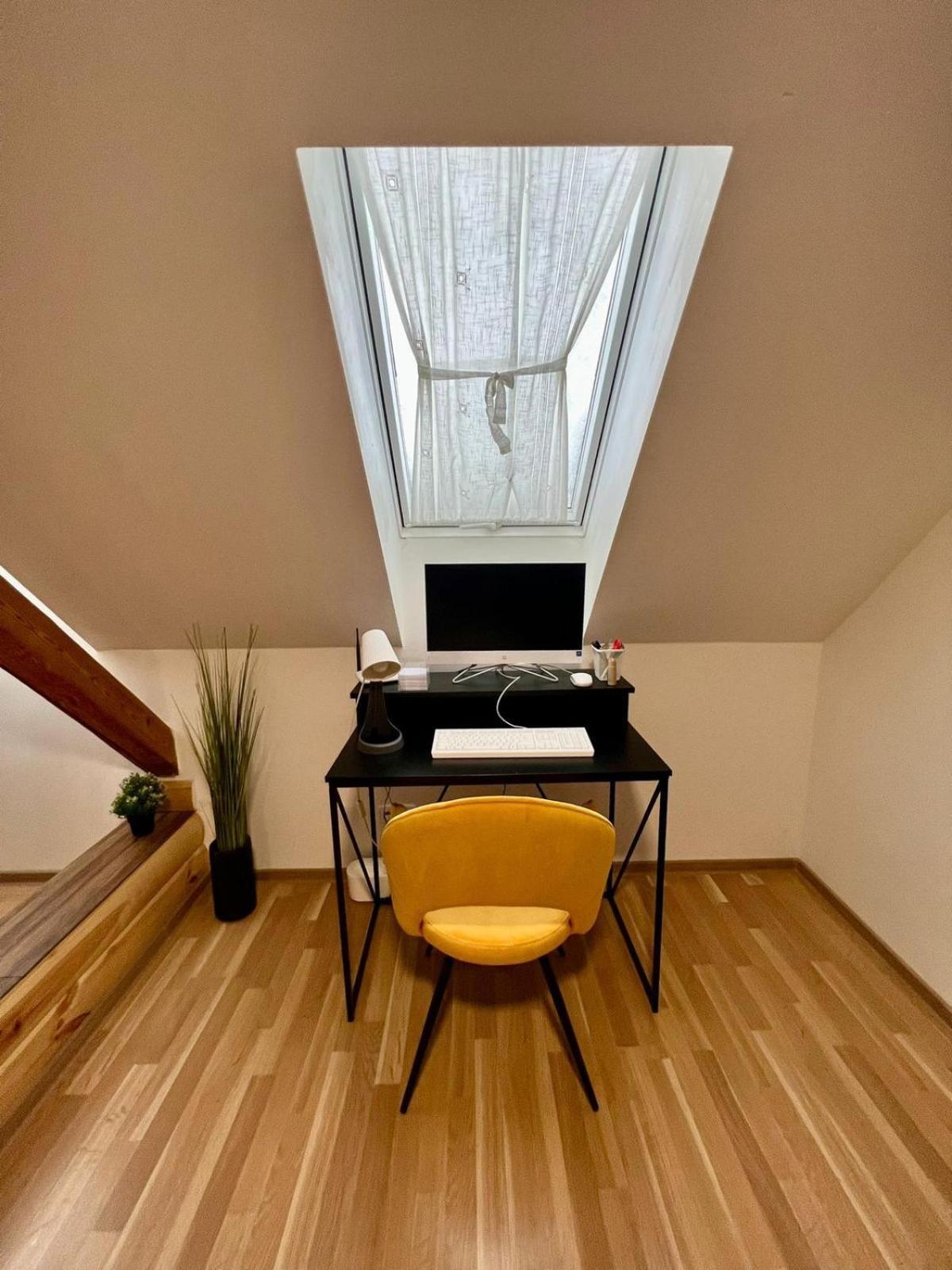 U Lupka - Ostrava Appartement Buitenkant foto